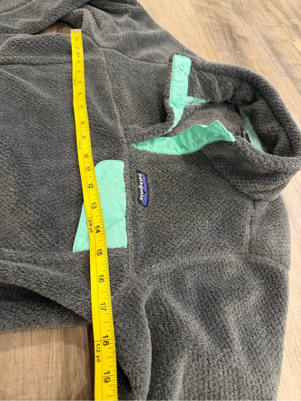 Patagonia Re-Tool Snap-T Fleece Pullover – Women’s Gray/Mint - Picture 4 of 5